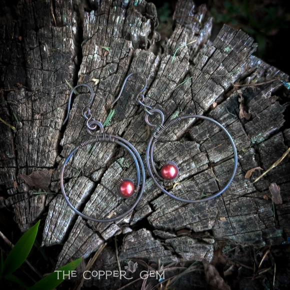 SOLD💍Minimalist Freshwater Pearl Wirewrapped hoops - Picture 13 of 13